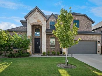 2712  Dickinson Drive 