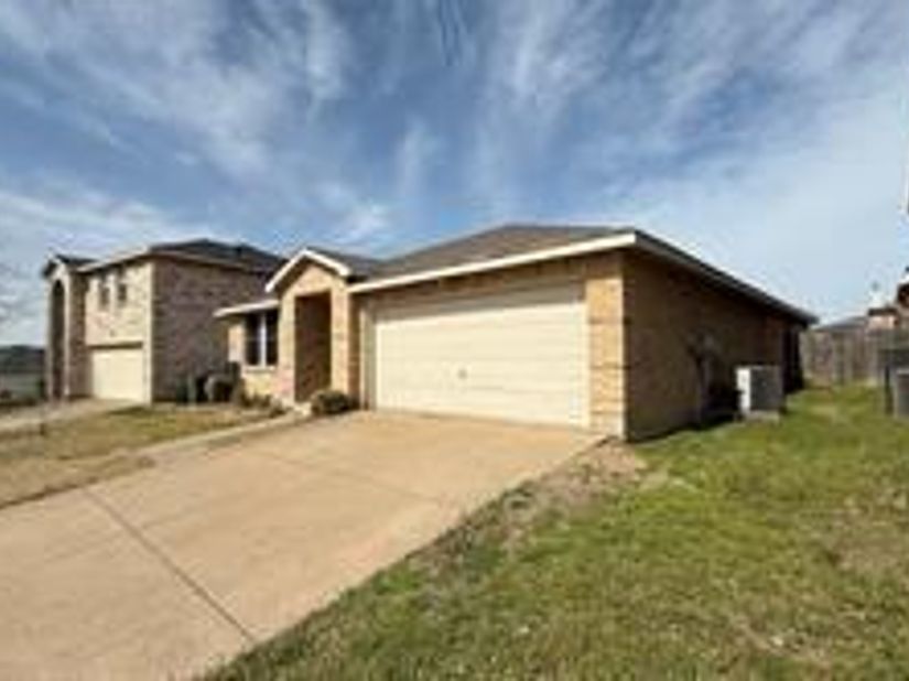 603  Ambarella Street , Arlington Texas 76002