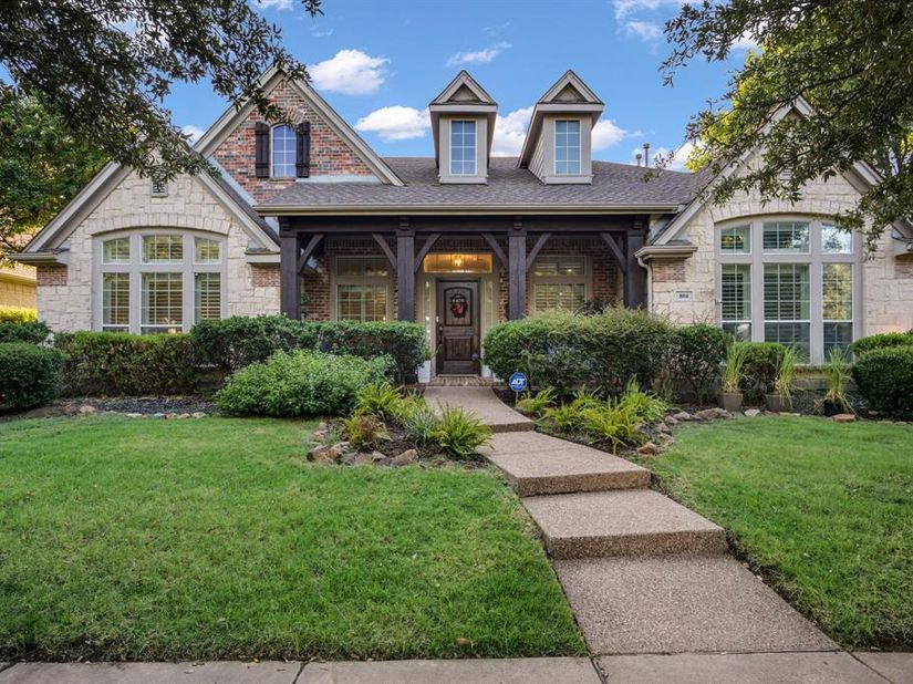 804  SWORD BRIDGE Drive , Lewisville Texas 75056