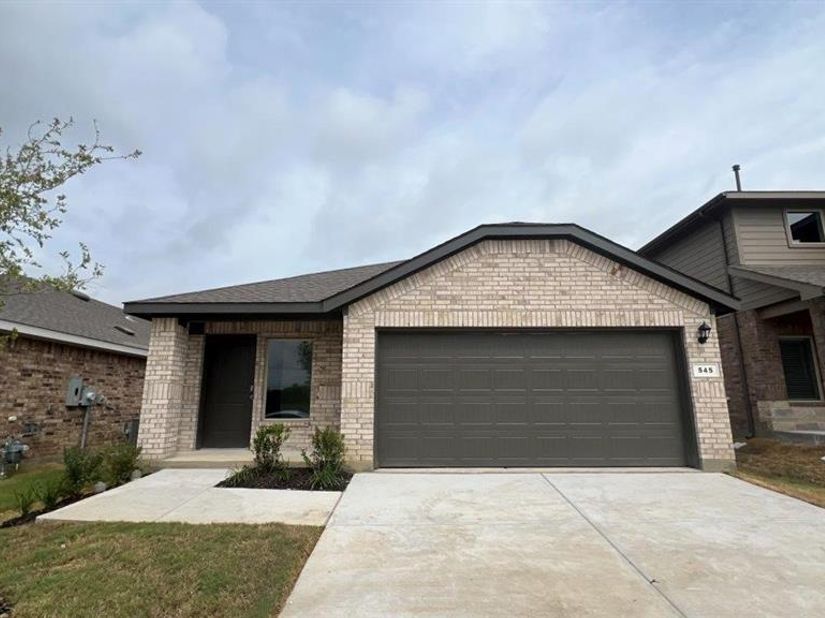 545  STERLING THICKET Lane , Denton Texas 76259