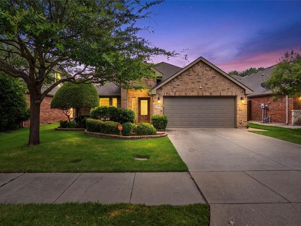 2933  Dog Leg Trail , McKinney Texas 75069