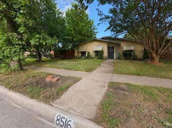 8516  Londonderry Lane 