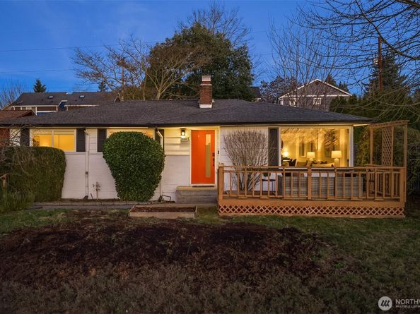 8818 22nd Avenue SW, Seattle WA 98106