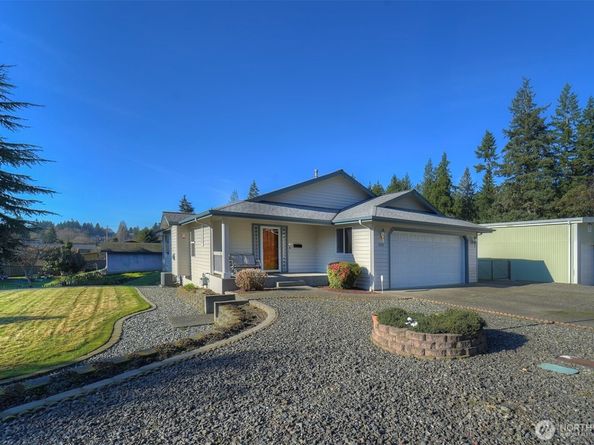 3029 Pickering Avenue NE, Bremerton WA 98310