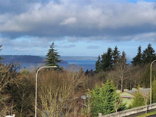 29645 18th Avenue S A303, Federal Way WA 98003