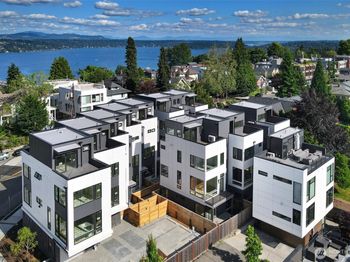 1301 C 31st Avenue S