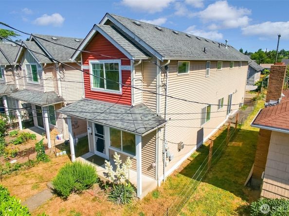 3910 S Holly Street, Seattle WA 98118