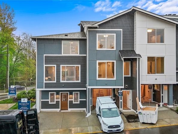 16823 Alder Way E2, Lynnwood WA 98037