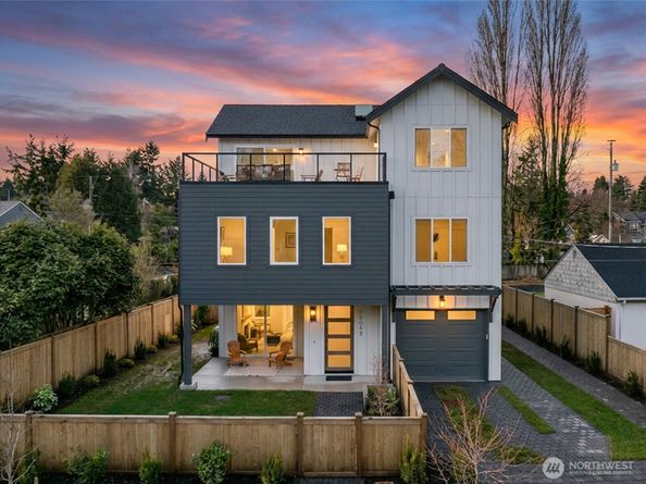 10043 8th Avenue NW, Seattle WA 98177