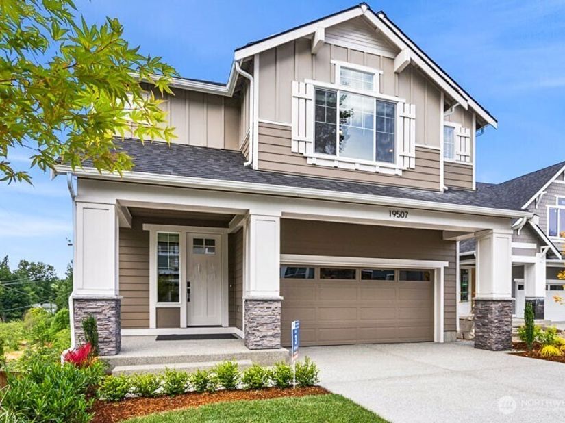19507 81st Place NE 3, Kenmore WA 98028