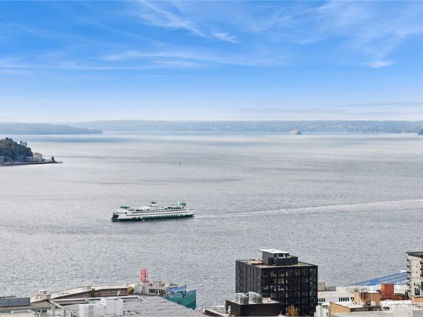 588 Bell Street 2902S, Seattle WA 98121