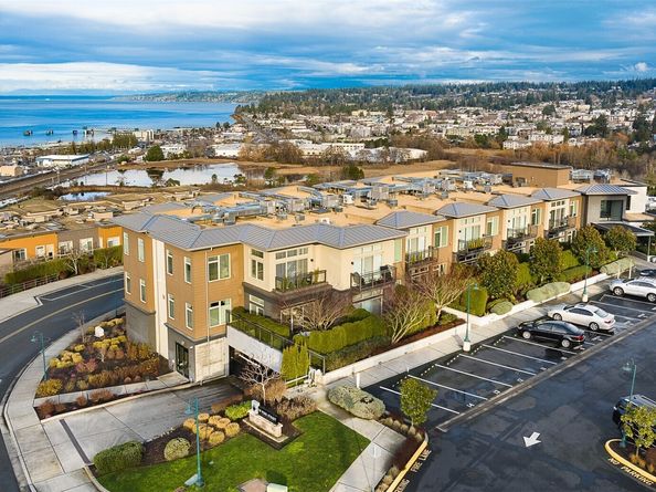 50 Pine Street 302, Edmonds WA 98020