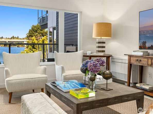 2500 Canterbury Lane E 302, Seattle WA 98112