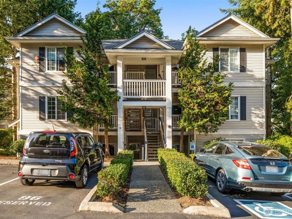 12120 NE 172nd Place L201, Bothell WA 98011