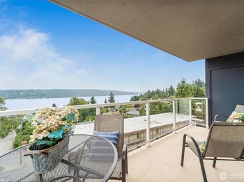 15020 Bothell Way NE