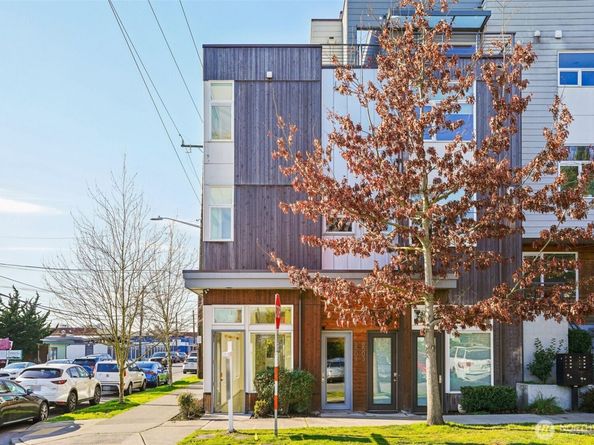 8501 14th Avenue NW, Seattle WA 98117