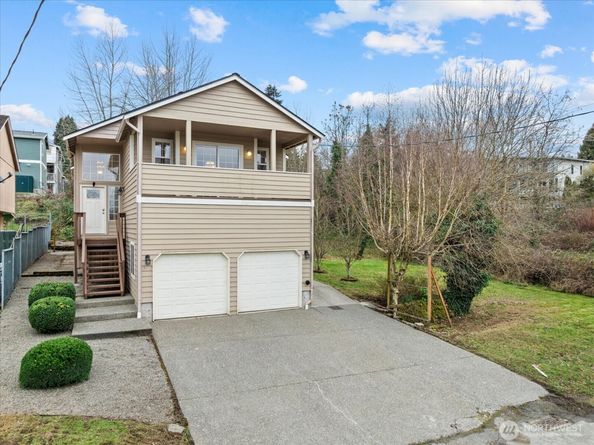 3001 S Charlestown Street, Seattle WA 98144