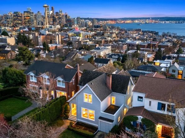 307 W Highland Drive, Seattle WA 98119