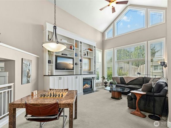 8630 113th Lane NE, Kirkland WA 98033