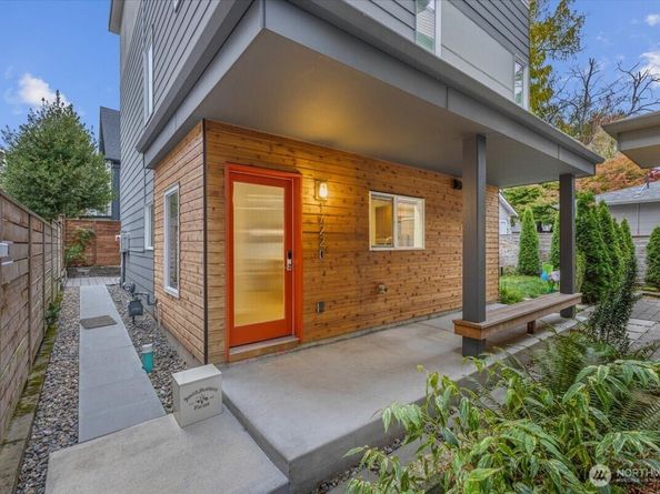1722 NW 60th Street, Seattle WA 98107