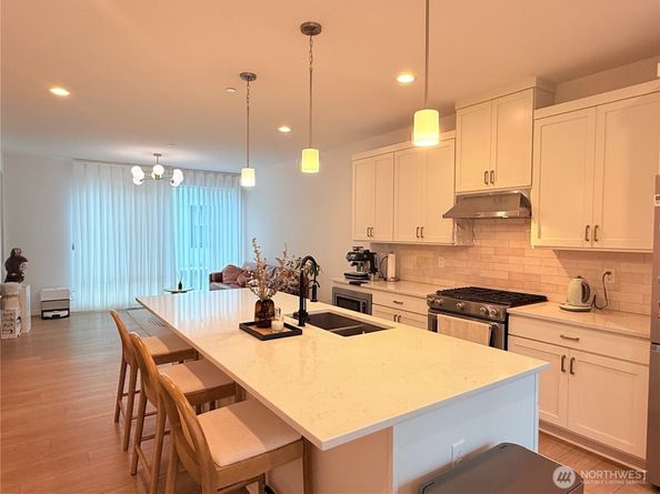 2422 217th Street SE D, Bothell WA 98021