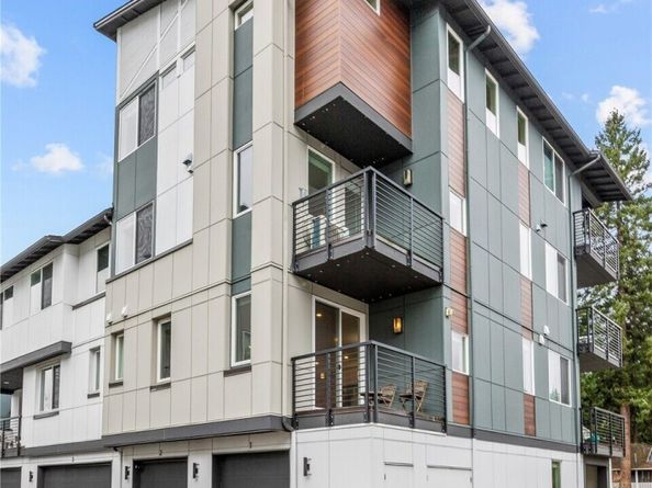 23103 NE 8th Street E1, Sammamish WA 98074