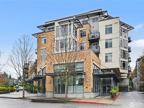 211 Kirkland Ave 421, Kirkland WA 98033
