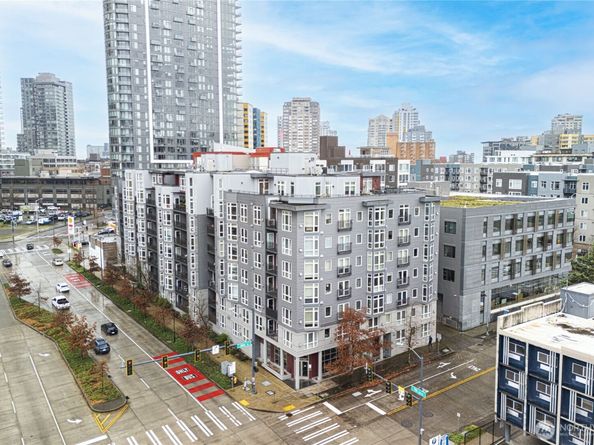 699 John St 319, Seattle WA 98109