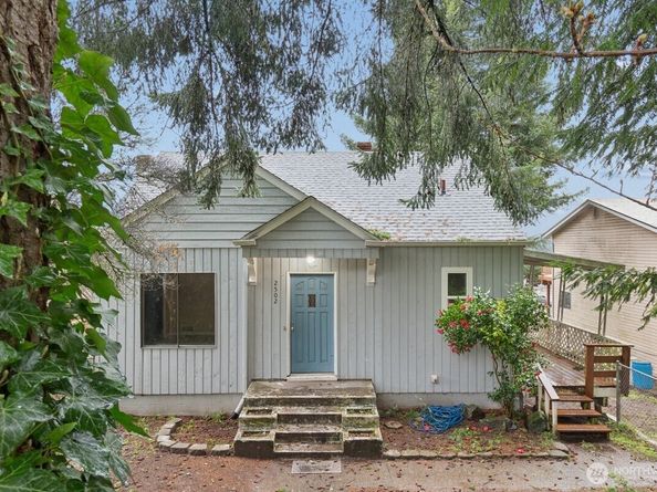2502 N Lafayette Avenue, Bremerton WA 98312