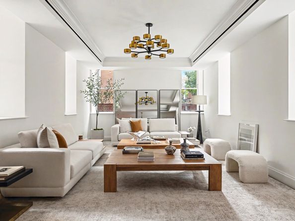 344 West 72nd Street TH3, New York NY 10023