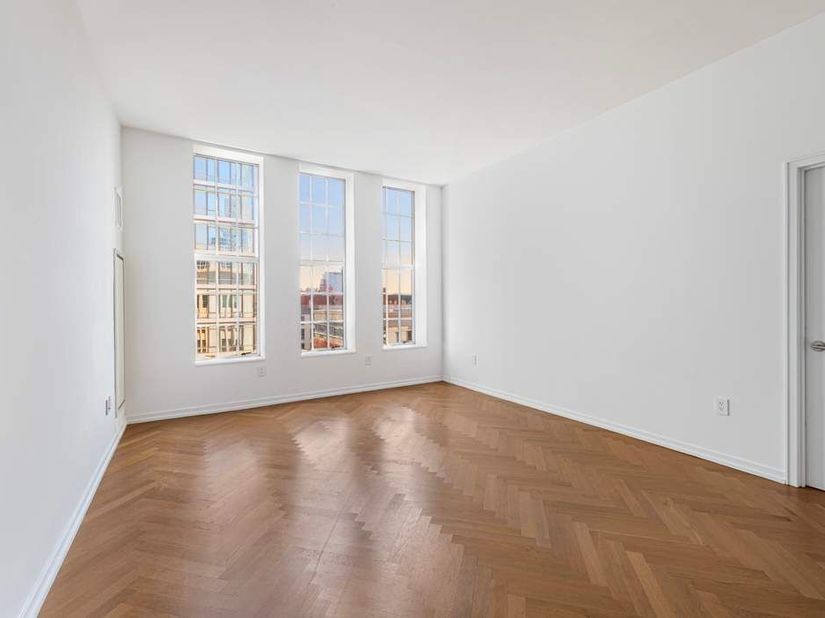 184 Kent Avenue D607, Brooklyn NY 11249
