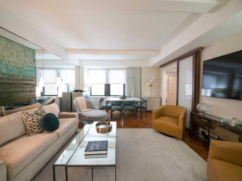160 Central Park S 1218, New York NY 10019