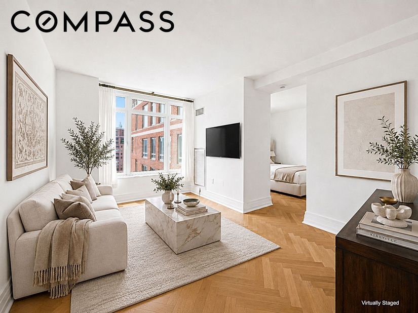 205 East 85th Street 15A, New York NY 10028