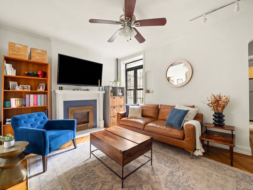 233 Park Place 16, Brooklyn NY 11238