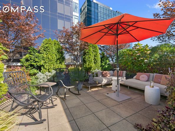 21 East 22nd Street PH12F, New York NY 10010