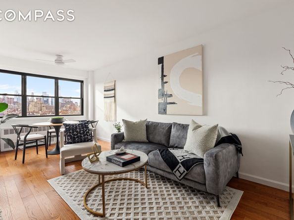 31 Jane Street 11E, New York NY 10014