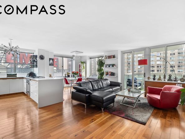 61 West 62nd Street 16D, New York NY 10023