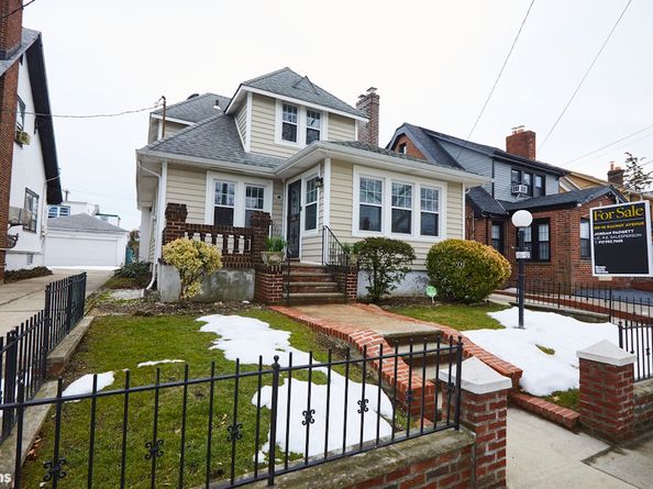 185-16 Galway Avenue, Queens NY 11412