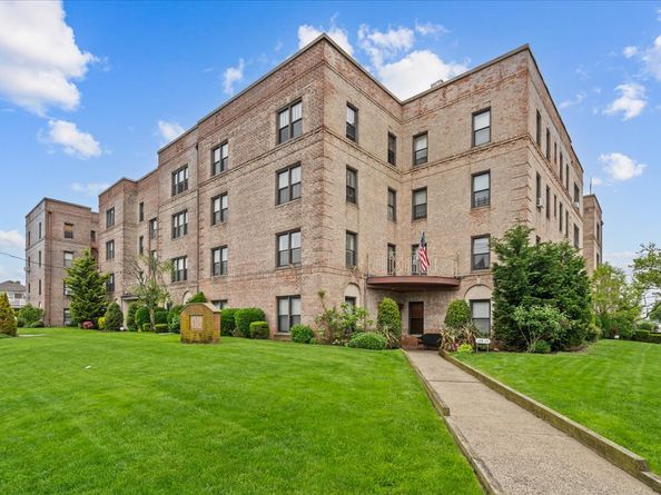 128-19 Newport Avenue 2A, Queens NY 11694