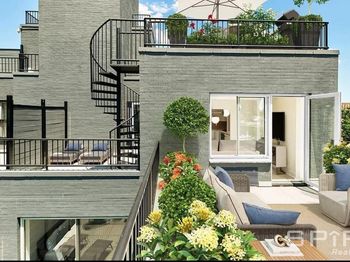 533 East 12th Street