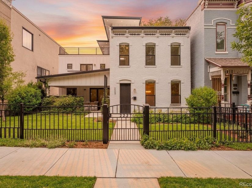 2227 N Clarkson Street, Denver CO 80205