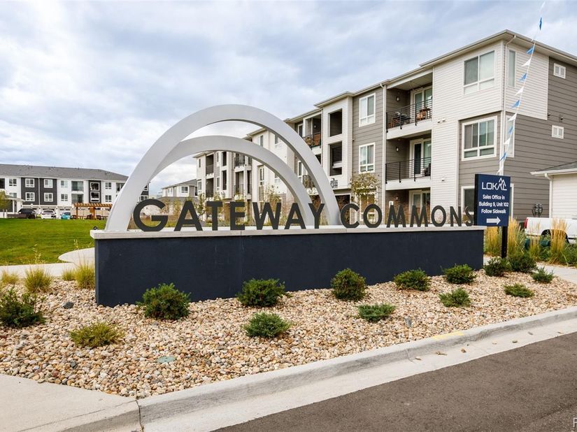 6153 N Ceylon Street 2205, Denver CO 80249