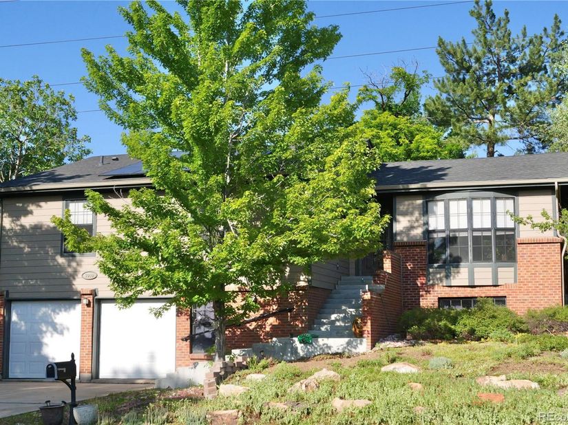 3040 S Roslyn Street, Denver CO 80231