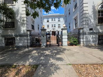 215 E 11th Avenue