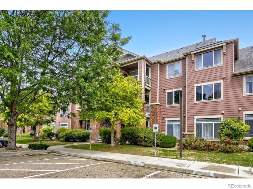804 Summer Hawk Drive 5207, Longmont CO 80504