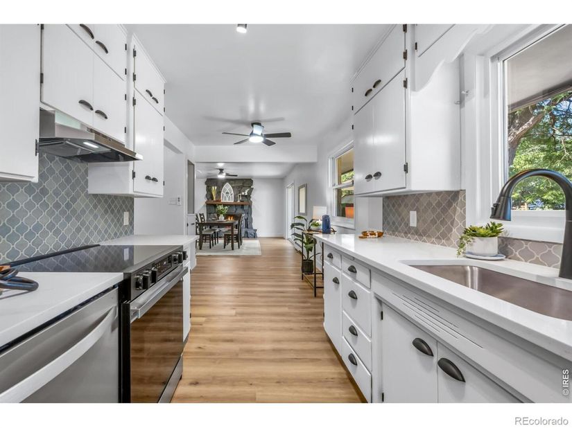 1815 Collyer Street, Longmont CO 80501