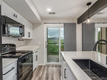 4899 S Dudley Street