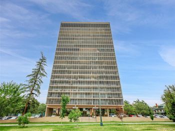 1201 N Williams Street