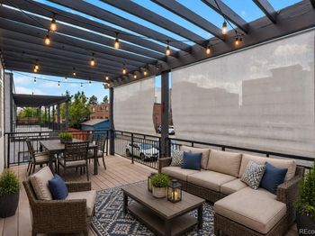 2325 Decatur Street