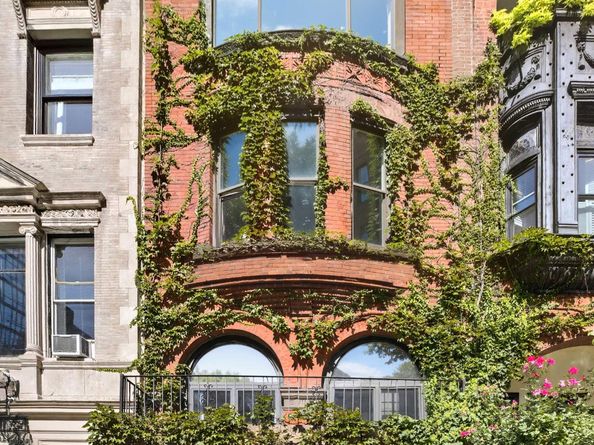 255 West 70th Street, New York NY 10023